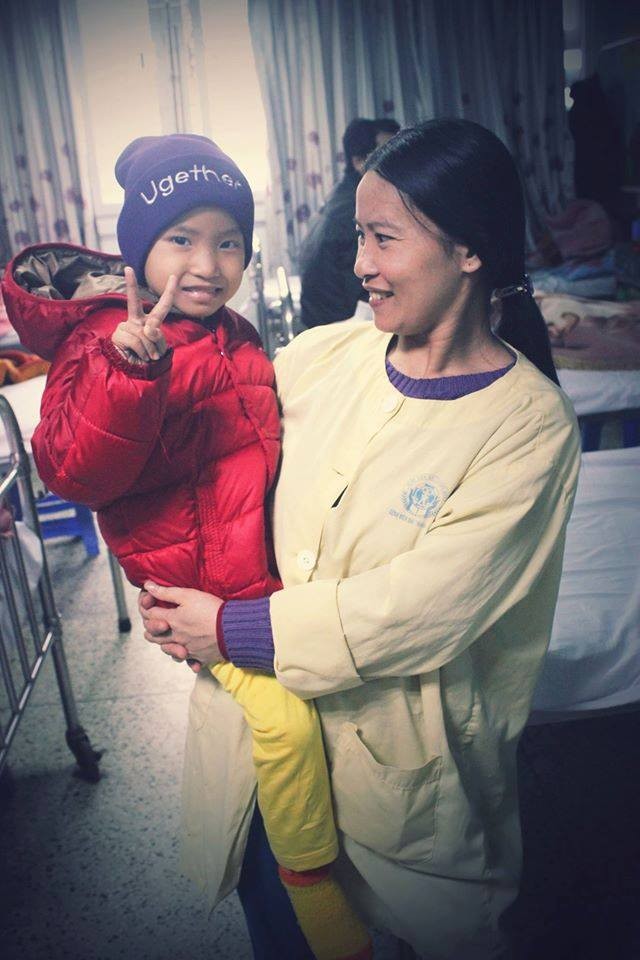Bringing hopes to cancer children - ảnh 4